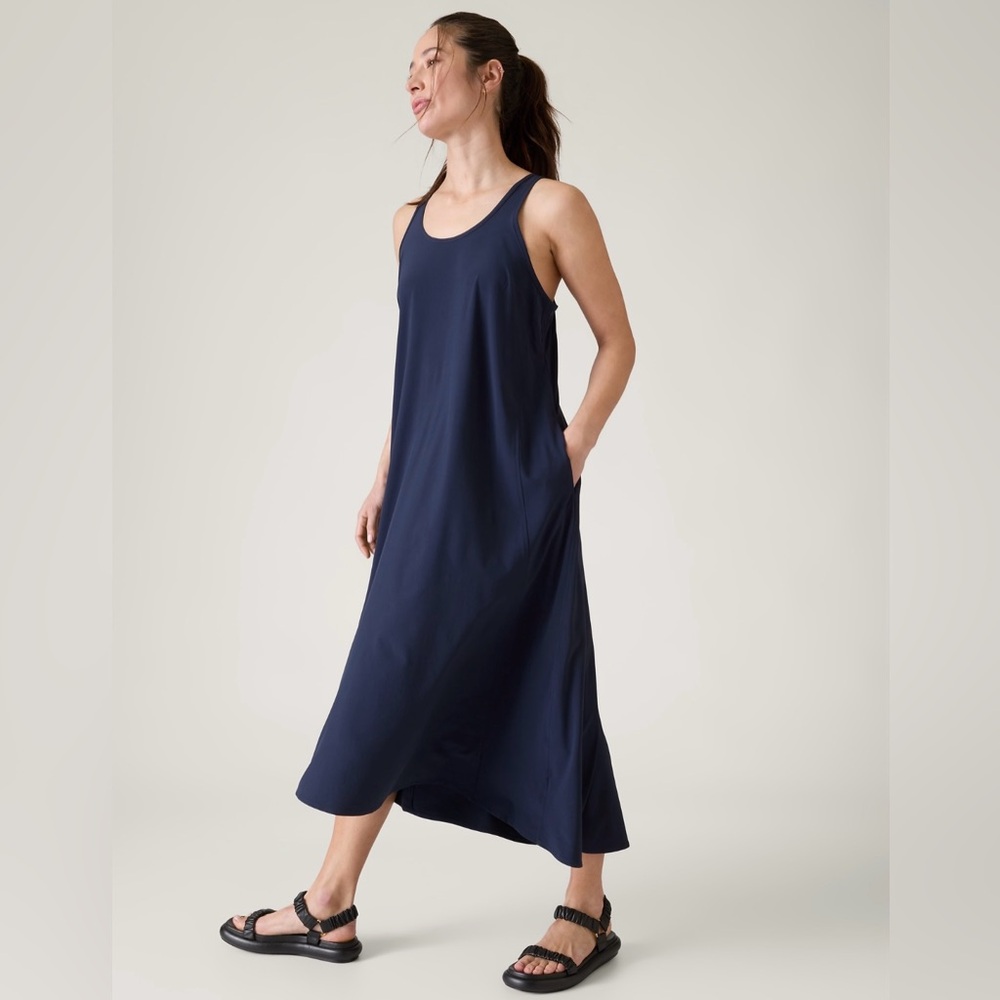 NWT-Athleta Navy Presidio Traveler Maxi Dress, Large